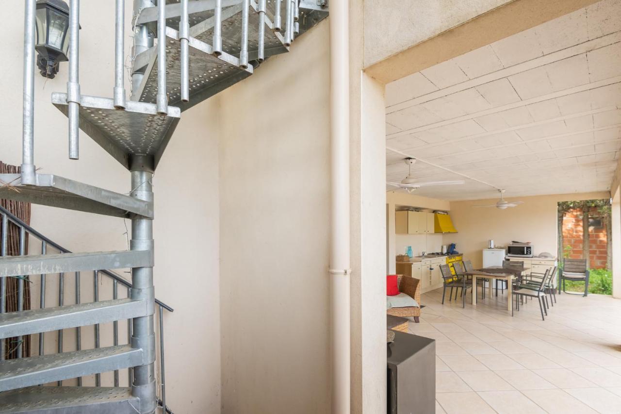 Villa Les Cigales Ouveillan Kültér fotó